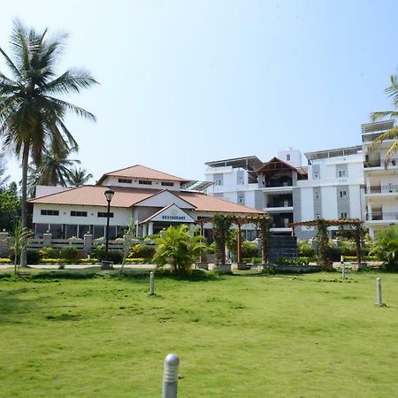 Apoorva Resorts Давангере Екстериор снимка