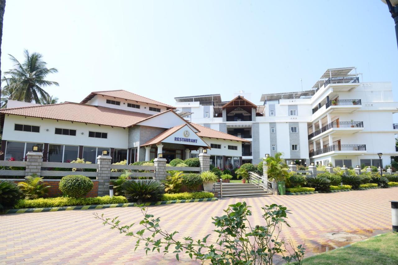 Apoorva Resorts Давангере Екстериор снимка